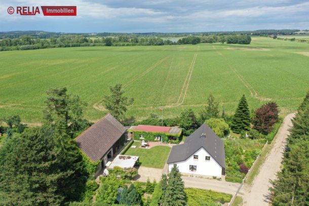 17279 Friedrichshagen - Gepflegtes Landhaus mit Gästewohnung