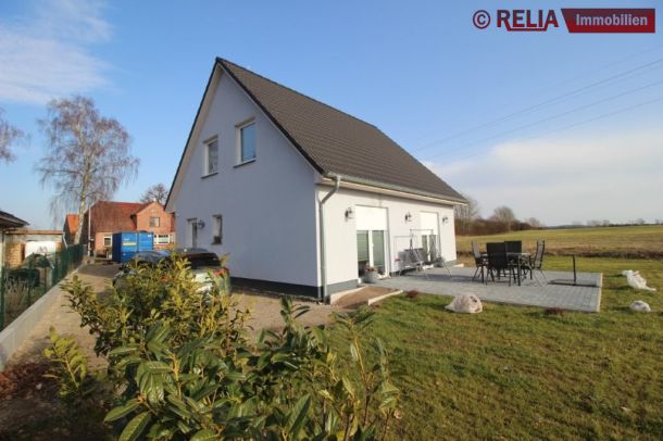 18249 Tarnow - Modernes Traumhaus für die ganze Familie – Baujahr 2024